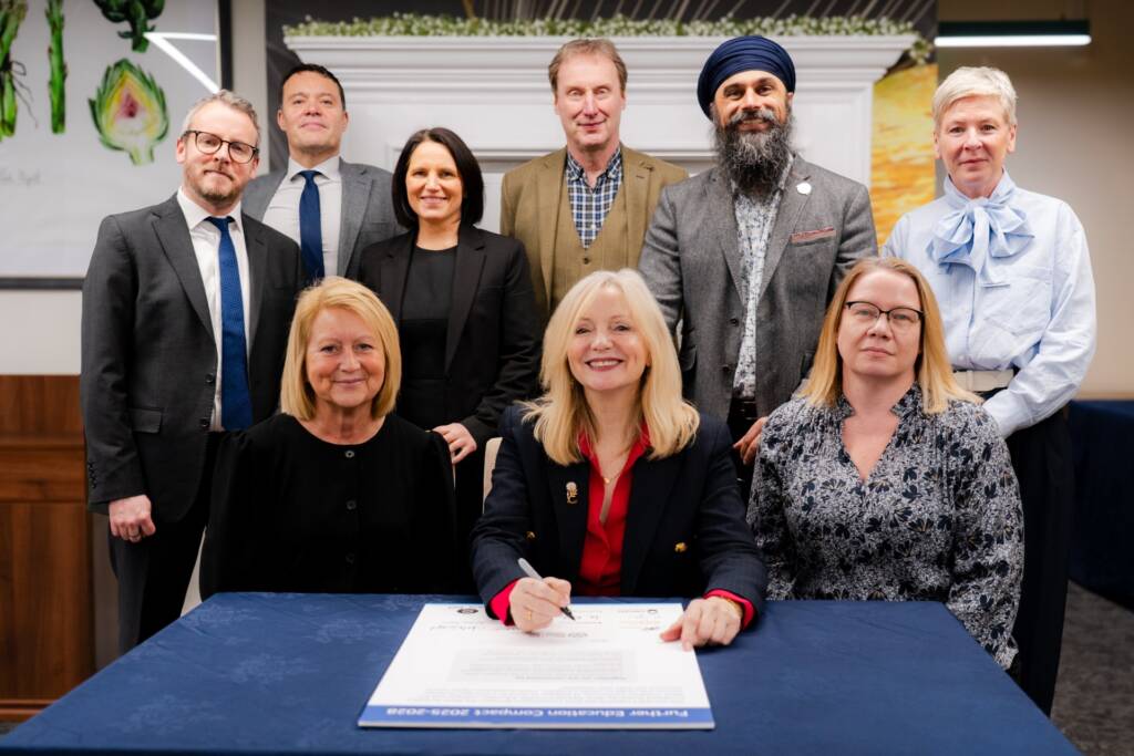 This is a photo of Tracy Brabin, Mayor of West Yorkshire sitting next to LCB CEO and Principle Nikki Davis alongside other college principles from throughout the West Yorkshire Combined Authority.