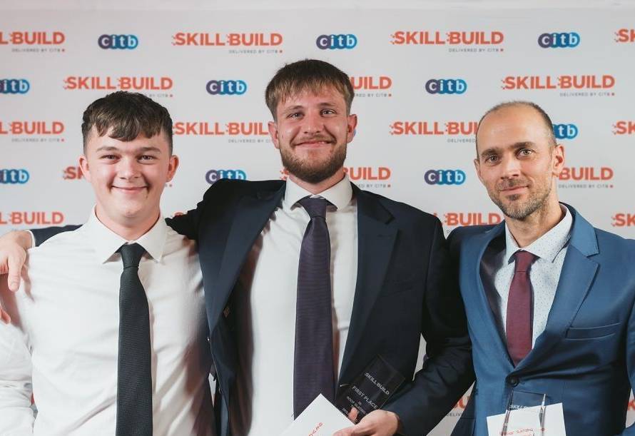 Dalton Roofing apprentices Samuel Jinks and Levente Szasz