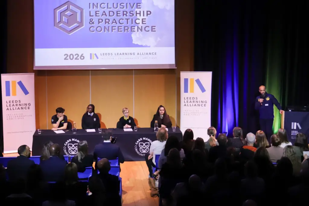 A pupil panel chaired by Jamie Jones-Buchanan MBE, CEO of Leeds Rhinos, brought together four young people who had been taking part in the LLA Youth Summit.